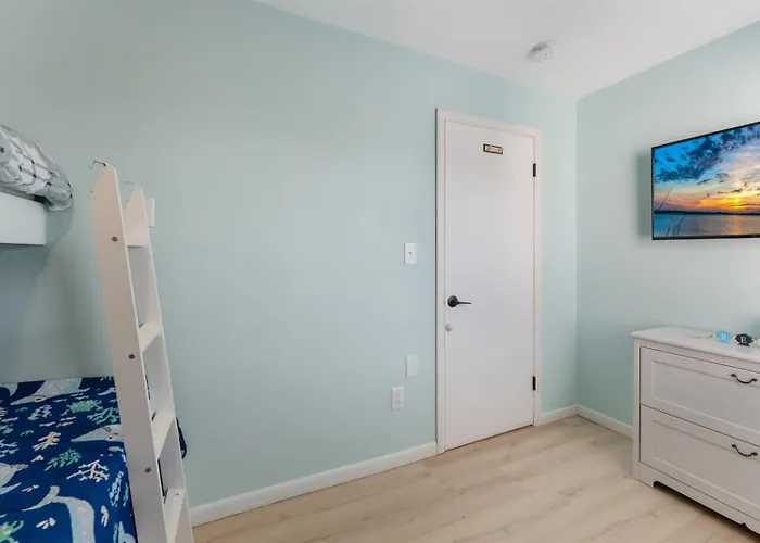 2210 Central Ave, 2Nd Floor